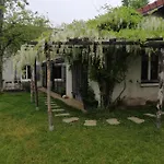 Balad'ane Bed and breakfast Flachères